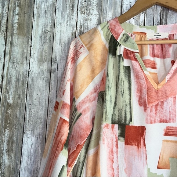 Entro Abstract Printed Blouse - Picture 2 of 5